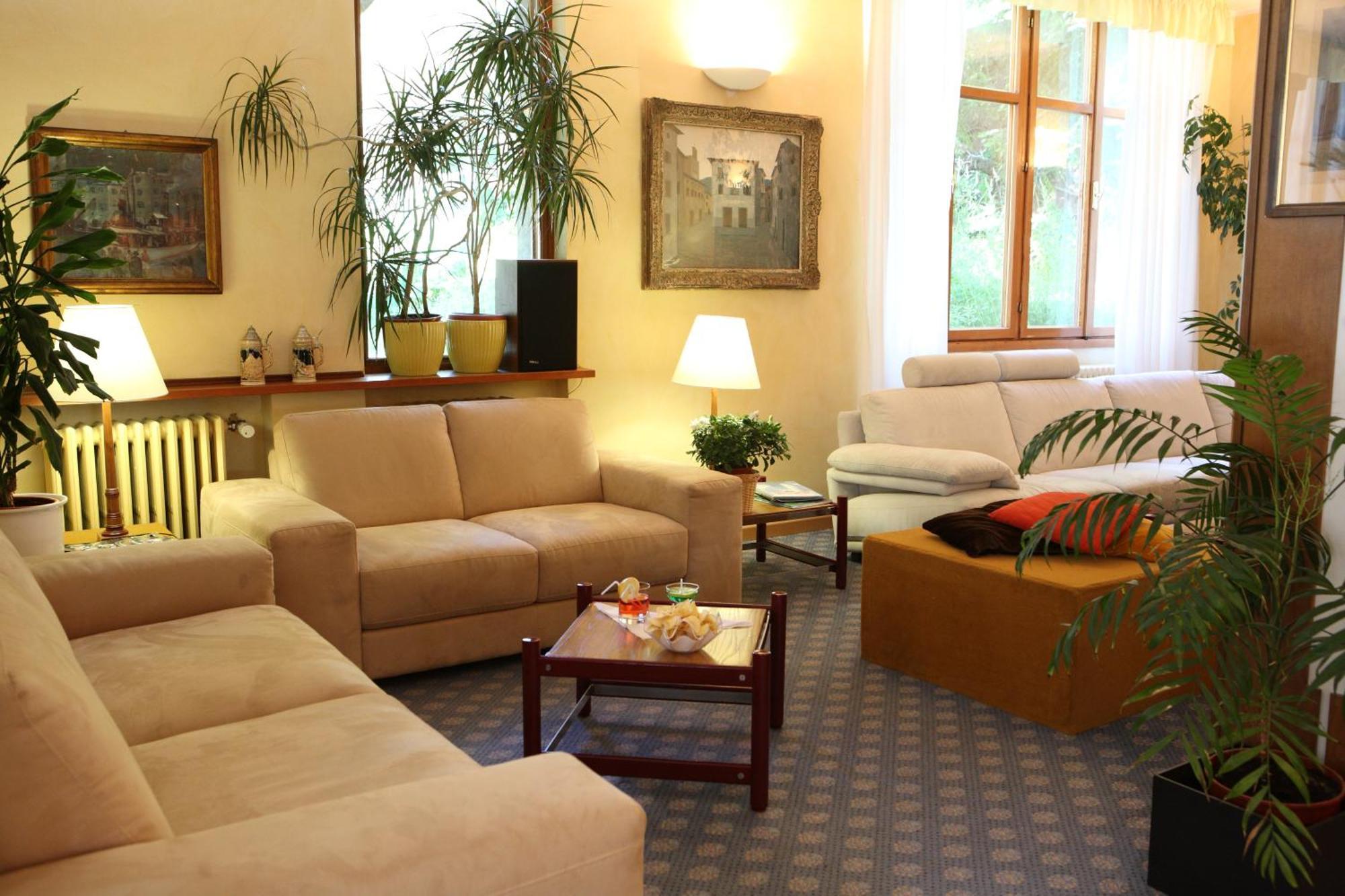 Hotel Residence Valverde เกรสโซเนย์-ลา-ตรีนีเต ภายนอก รูปภาพ