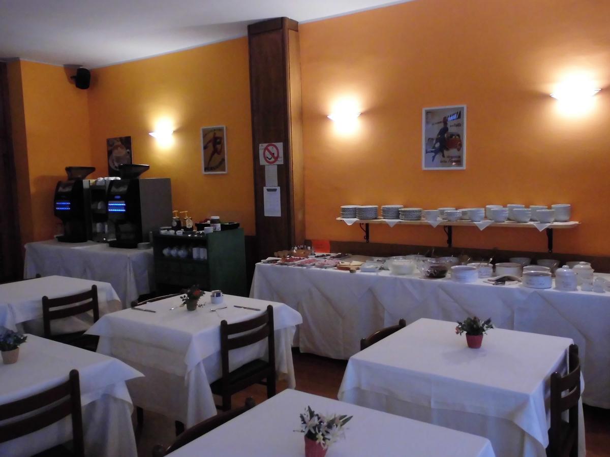 Hotel Residence Valverde เกรสโซเนย์-ลา-ตรีนีเต ภายนอก รูปภาพ
