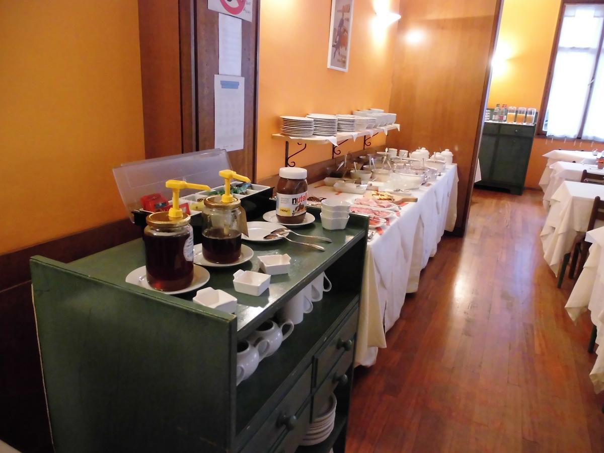 Hotel Residence Valverde เกรสโซเนย์-ลา-ตรีนีเต ภายนอก รูปภาพ